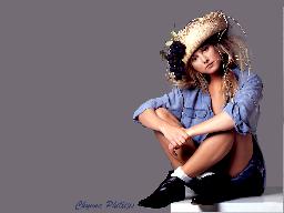 chynna-phillips-01