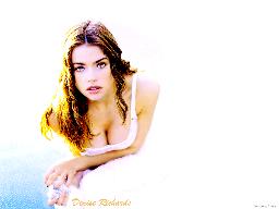 denise-richards-02