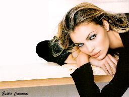 esther-canadas-02