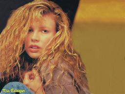 kim-basinger-01